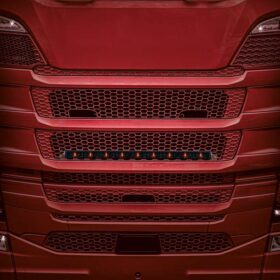 Έτοιμη λύση γρίλιας για Scania με Dark Knight Nuuk 30" Strands