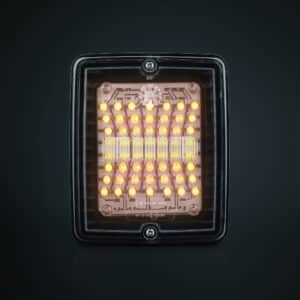 Πίσω φώς Φλας IZE LED τετράγωνο με διάφανο φακό