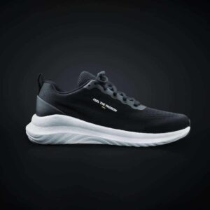 Alternative view of Sneakers Strands